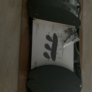 Body Bilt extra large Brand New Foot Stool, computer desk footstool